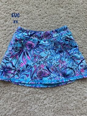 Lilly Pulitzer Turquoise Blue Floral Skort with Pink Accents